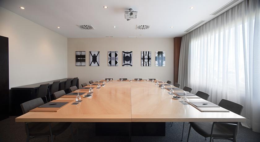 Ac By Marriott Huelva